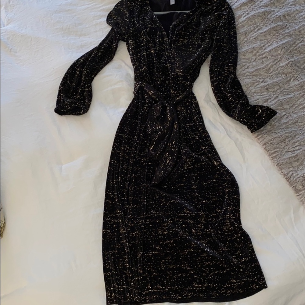 ASOS pleated black midi dress w/ gold-size 10